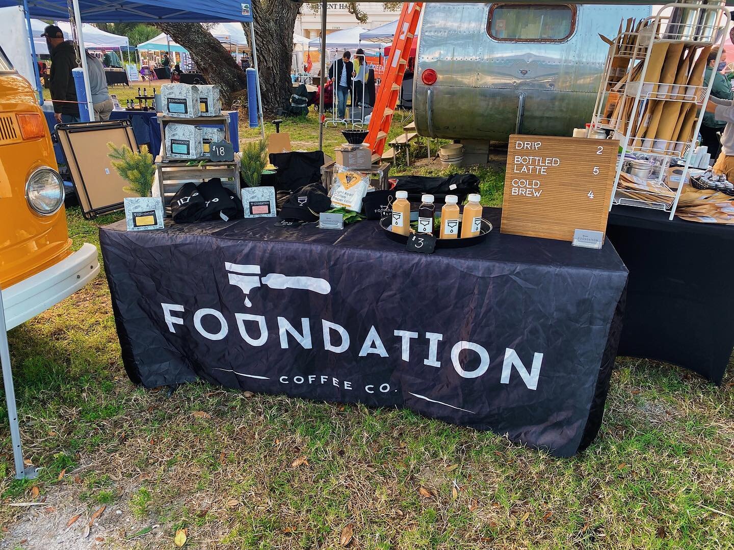 Come see us at the Winthrop Market! We’ll be here until 2. And oh yeah, we brought @regalitea with us!