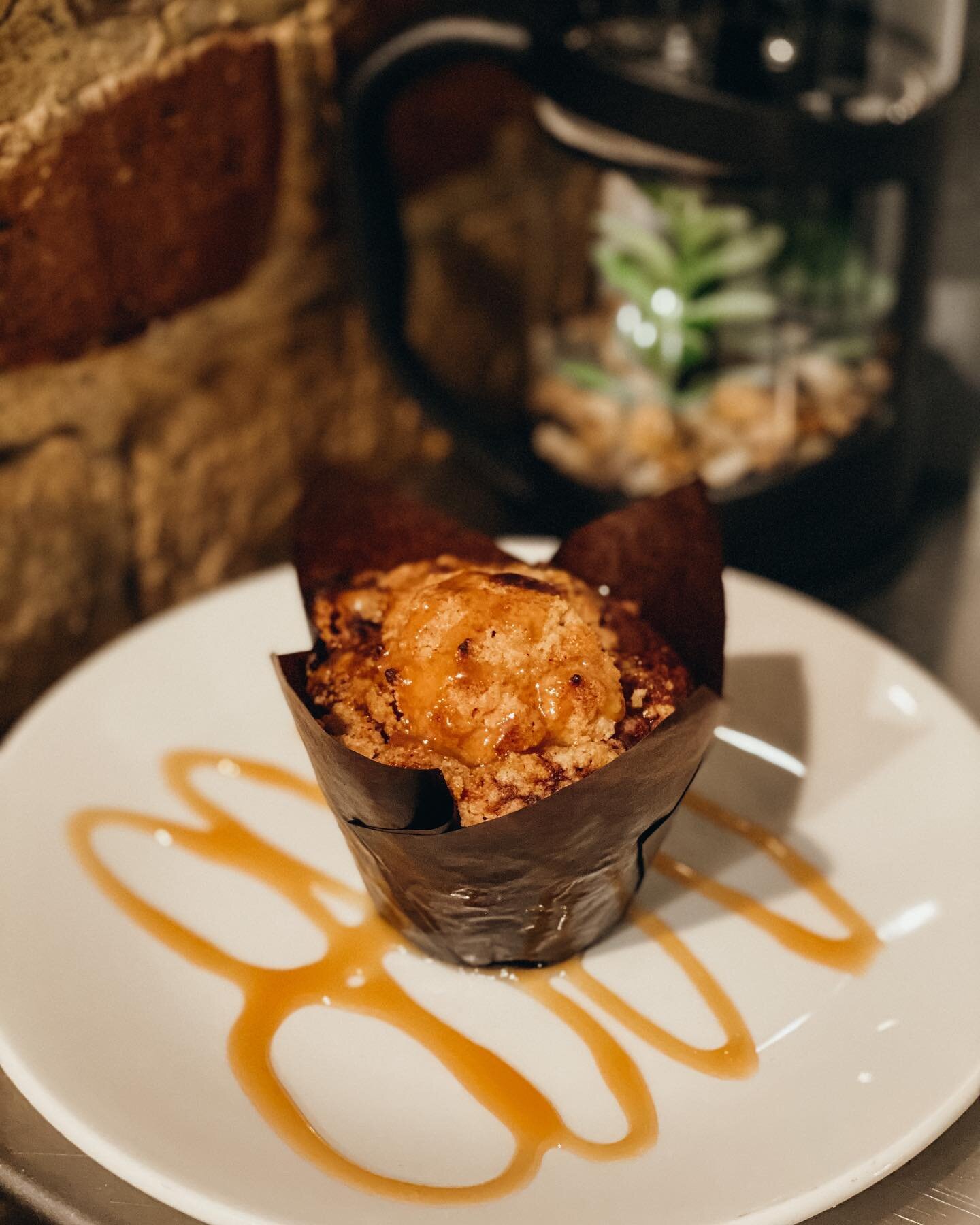 ✨N E W  M E N U  I T E M S✨
Hey Ybor!! Check out these new menu items:
New Ybor menu items:
GF Banana Crunch Muffin with Carmel Drizzle $3
Ham & Cheese Sandwich $8
Turkey & cheese Sandwich $8
—with your choice of bread and toppings.